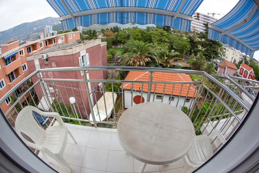 Guest House Vucicevic Budva Extérieur photo