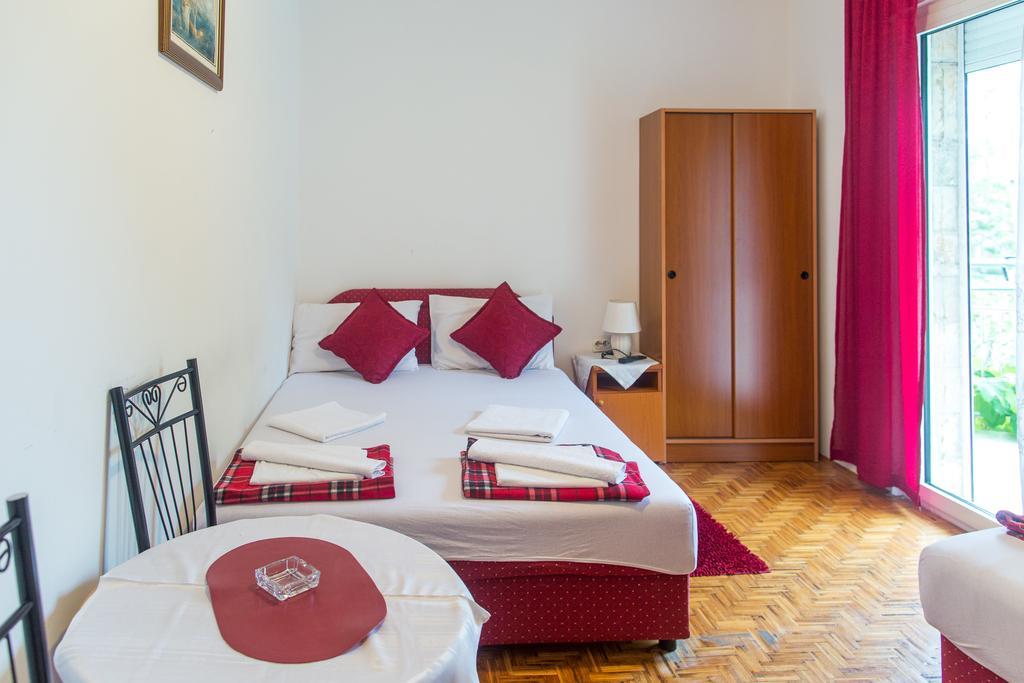 Guest House Vucicevic Budva Extérieur photo