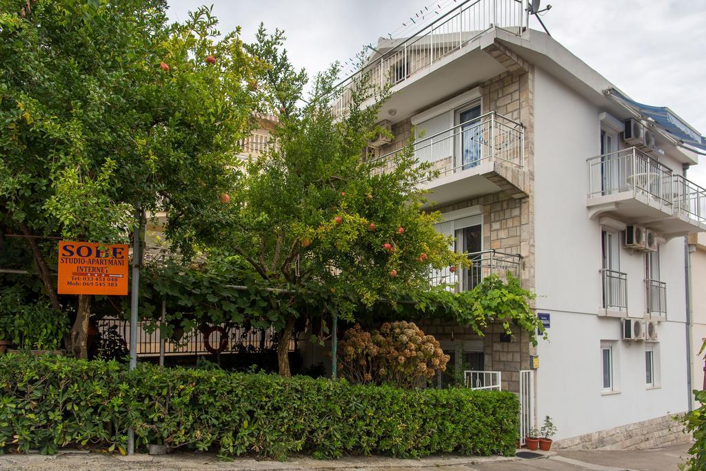 Guest House Vucicevic Budva Extérieur photo
