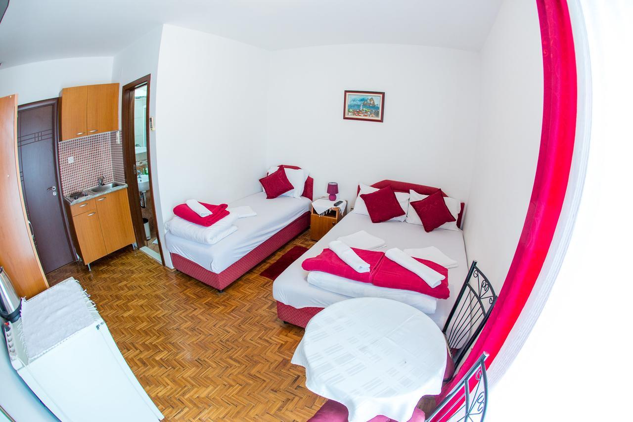 Guest House Vucicevic Budva Extérieur photo